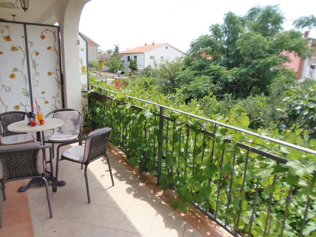 Apartments Casper Novi Vinodolski Luaran gambar