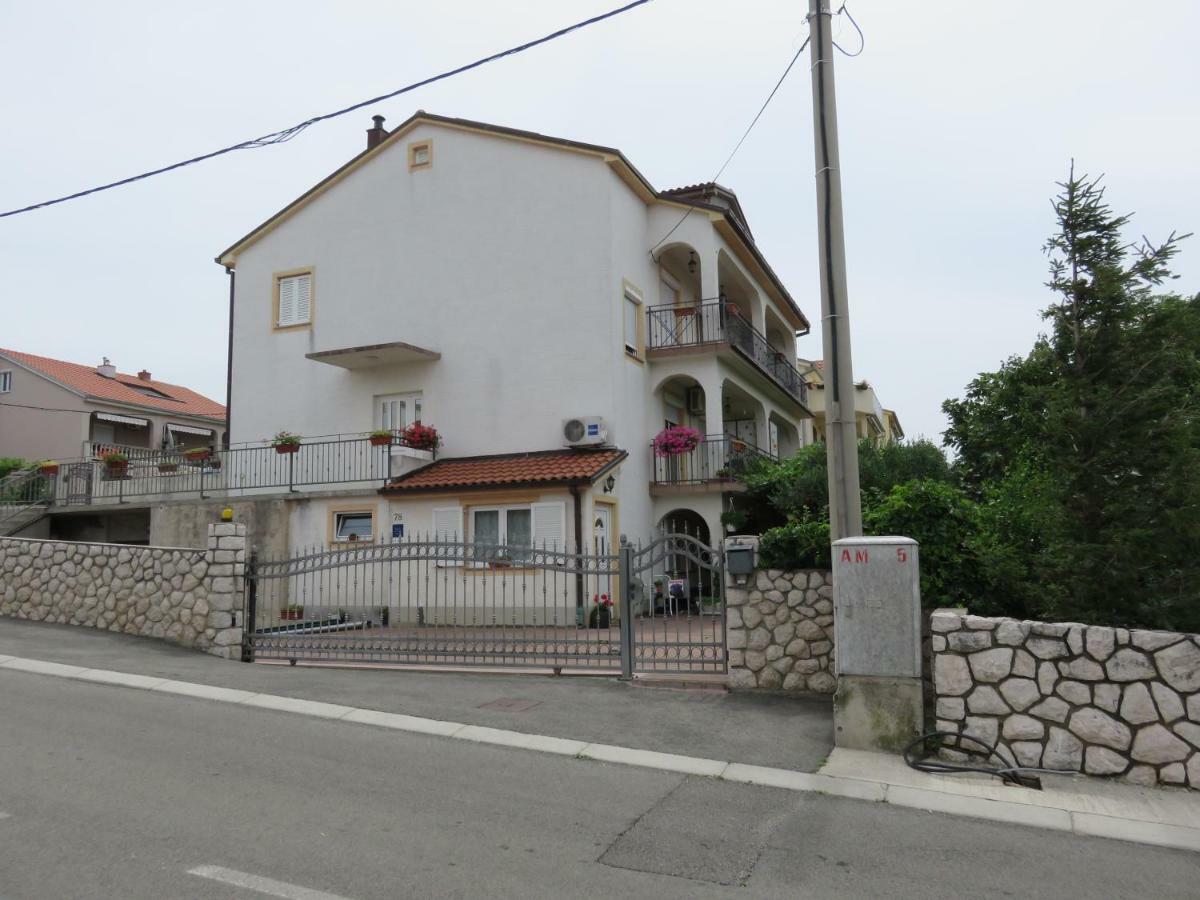 Apartments Casper Novi Vinodolski Luaran gambar