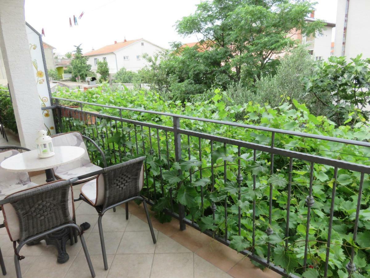 Apartments Casper Novi Vinodolski Luaran gambar