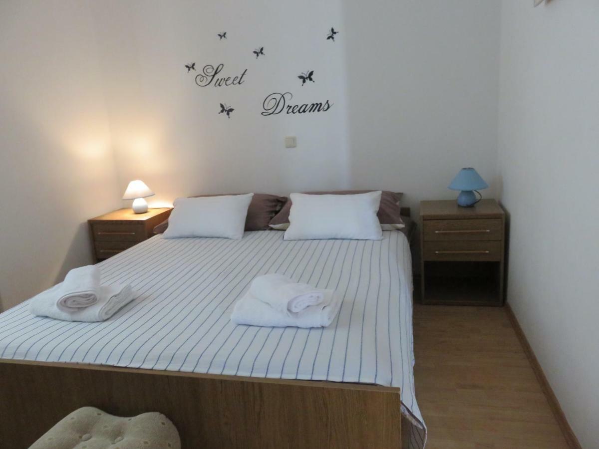 Apartments Casper Novi Vinodolski Luaran gambar